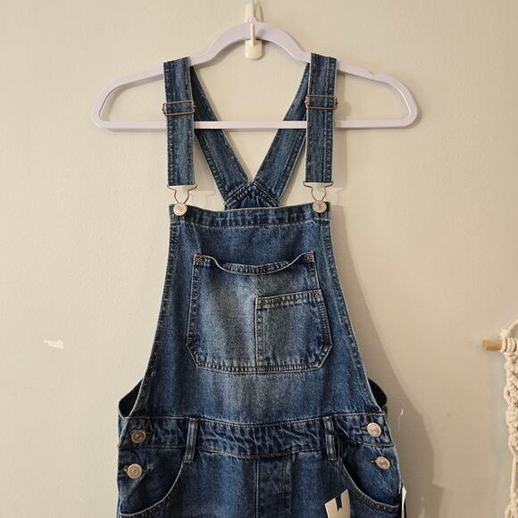 NWT Wallflower Girlfriend Straight Distressed Overalls Denim Jeans Size M Medium - Picture 2 of 11